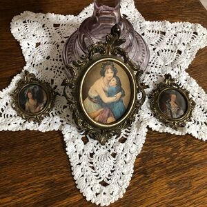 Vintage Gold Framed Portrait Set